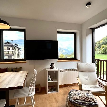Apartament La Gisca - L'Amfitriona Valencia D'Aneu Екстериор снимка