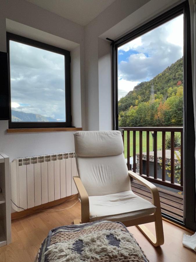 Apartament La Gisca - L'Amfitriona Valencia D'Aneu Екстериор снимка
